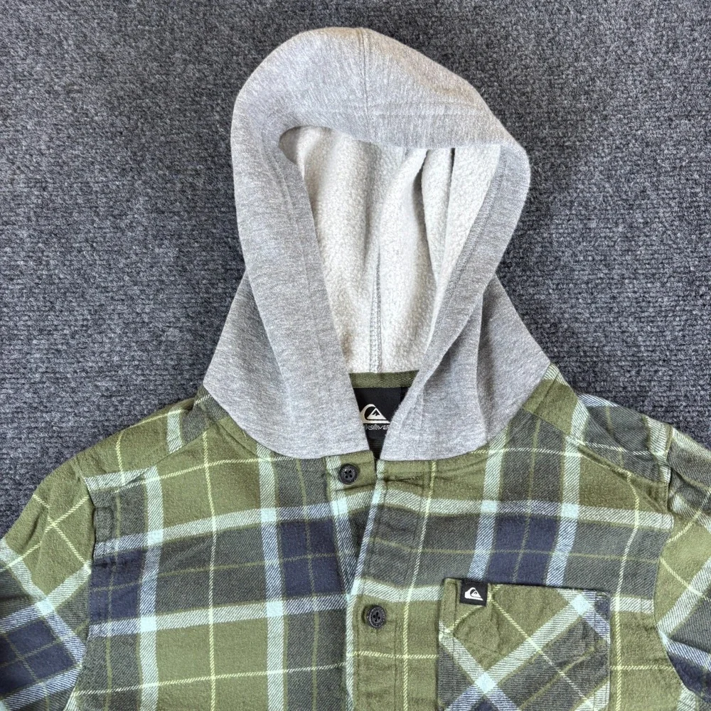 Quiksilver Shacket Boys Medium 10/12 Green Plaid Flannel Cotton Hooded Button Up